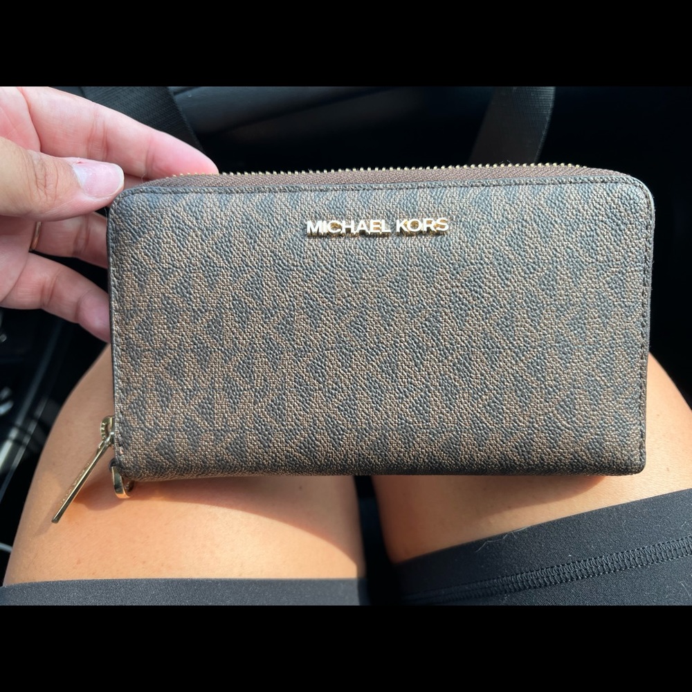 MICHAEL KORS WALLET